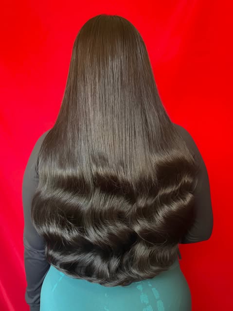 Soft brunette waves